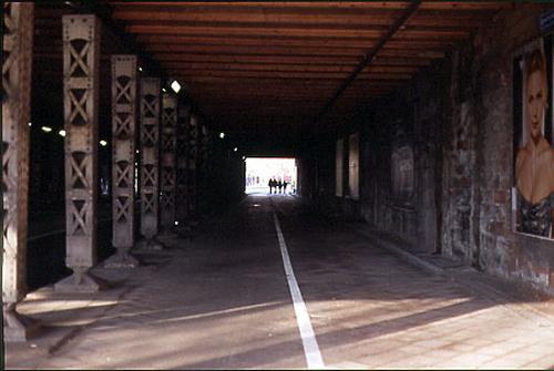 into the tunnel - Karlsruhe 27.12.2ooo